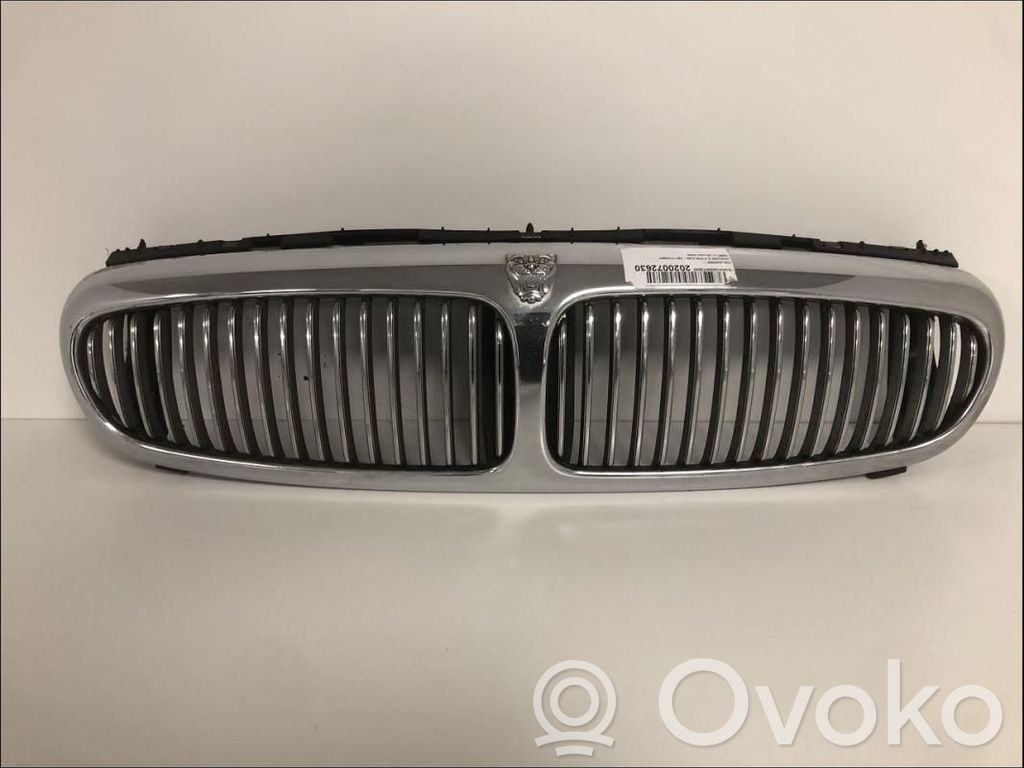 Jaguar X-Type Front grill 