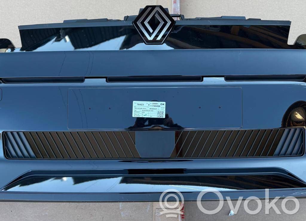 Renault 5 E-Tech Передний бампер 