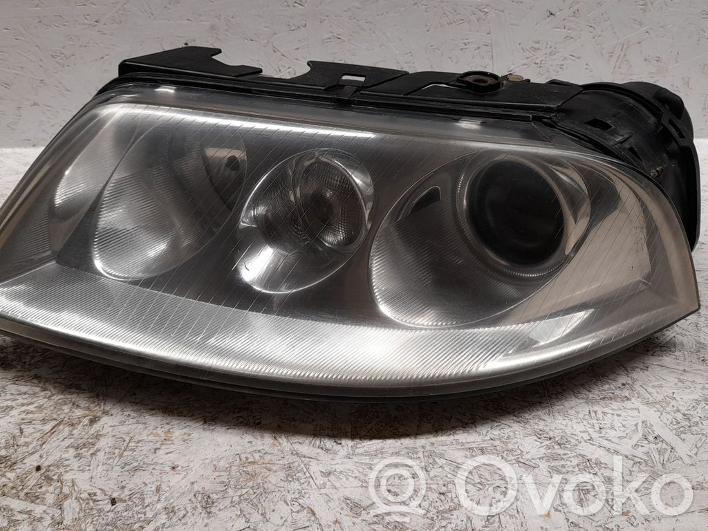 Volkswagen PASSAT B5.5 Faro/fanale 