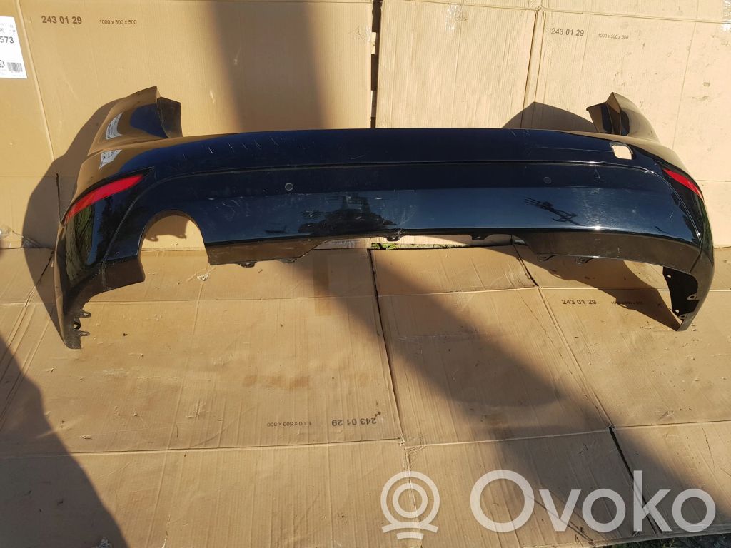 BMW 2 F46 Parachoques 
