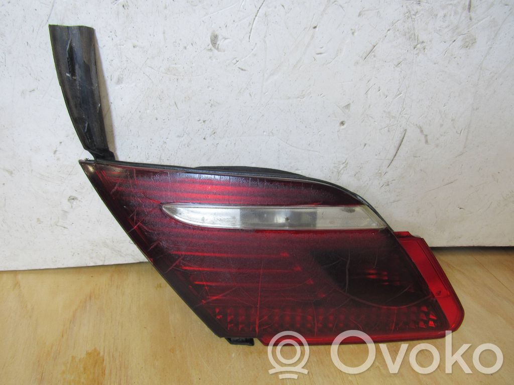 BMW 7 E65 E66 Takaluukun takavalot 
