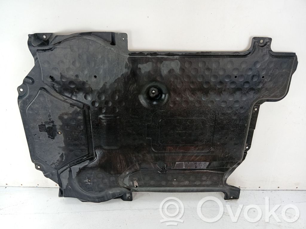 Mercedes-Benz C W204 Protecție inferioară motor 