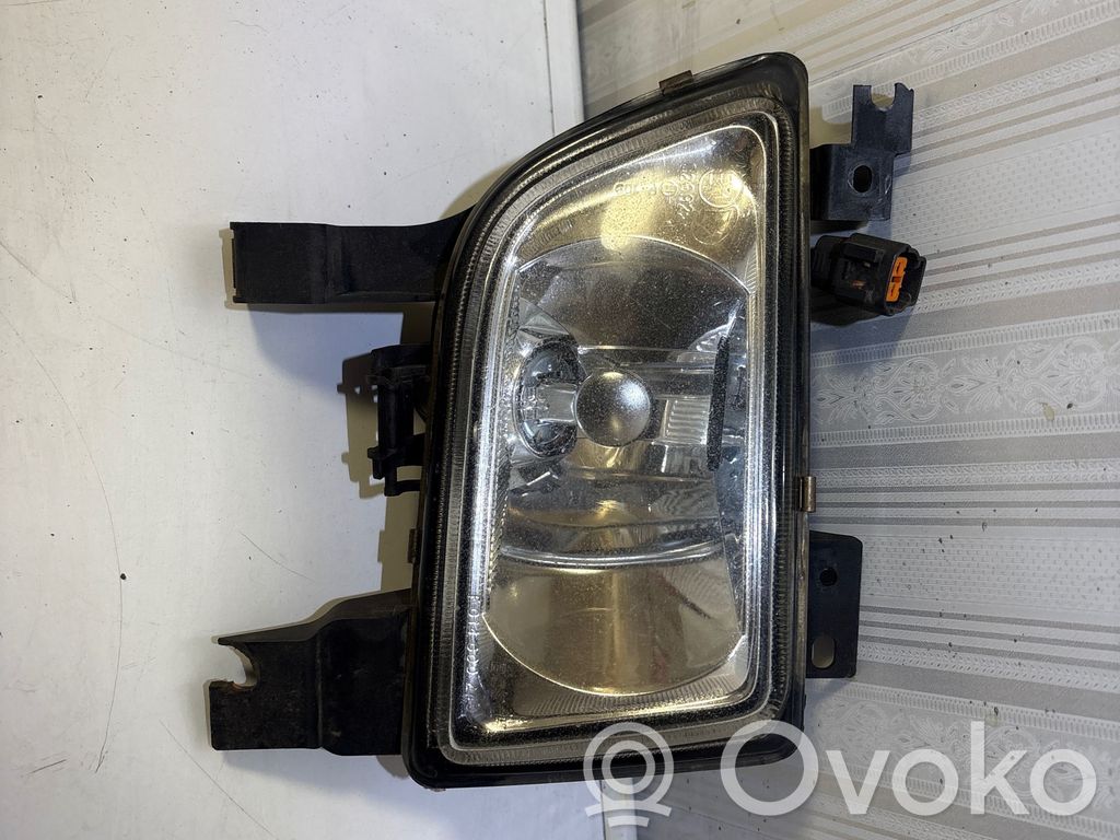 Miglas lukturis priekšā   LE97A116,F014000049,B25G51680C