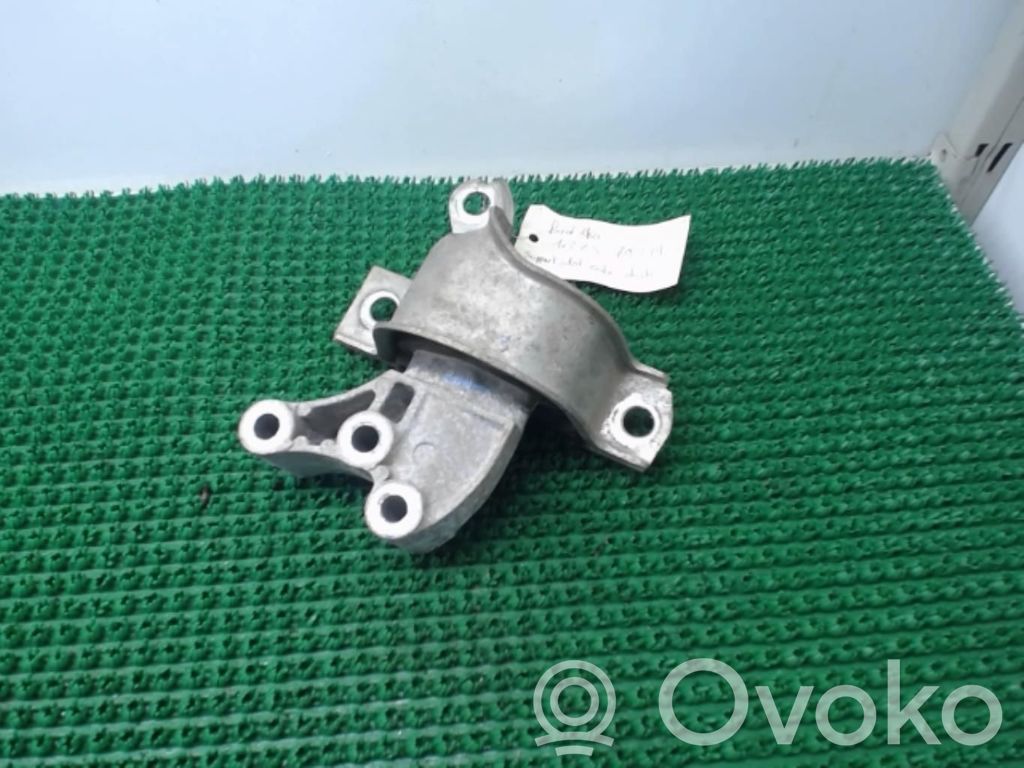 Ford Ka Engine mount bracket 
