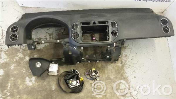 Volkswagen Golf Plus Turvatyynysarja 