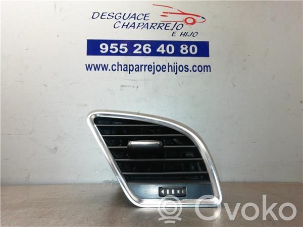 Rejilla de ventilación central del panel   8T1820902C