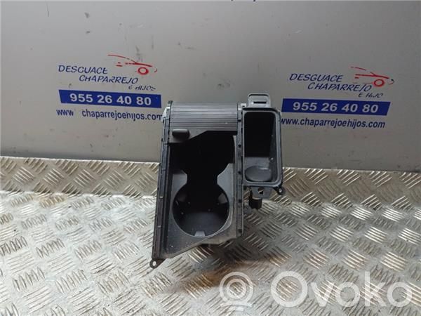 Opel Insignia A Apoyabrazos del asiento trasero 