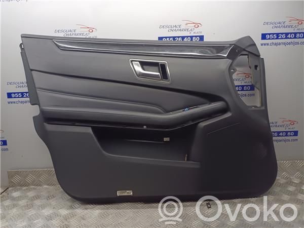Mercedes-Benz E W212 Revestimiento de puerta delantera