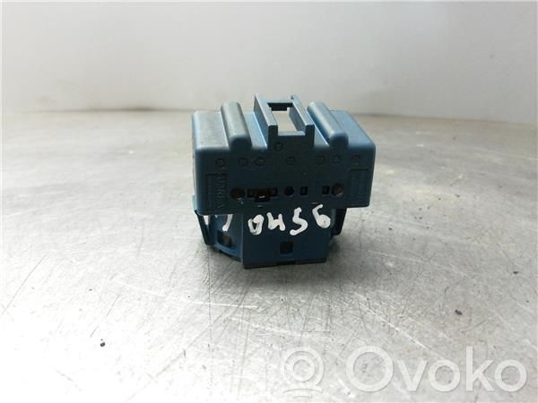 Engine control unit/module   98AB11572CE