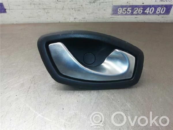 Manecilla interna puerta trasera   806700005R