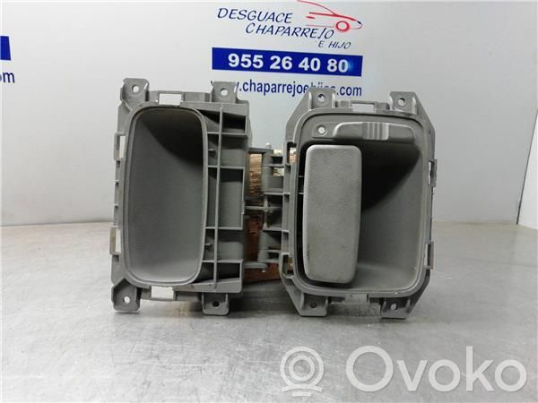 Manecilla interna puerta trasera   A9067600061