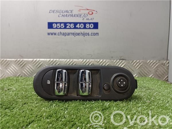 Przyciski szyb   935485801
