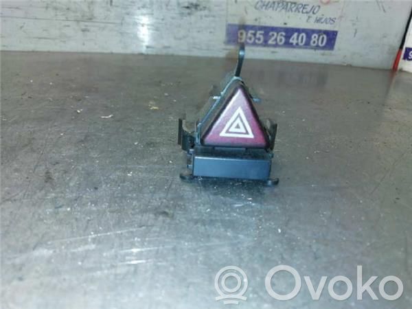 Mercedes-Benz B W245 Schalter Warnblinkanlage