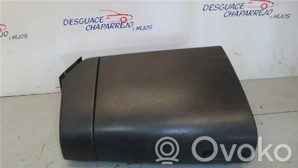 Glove box