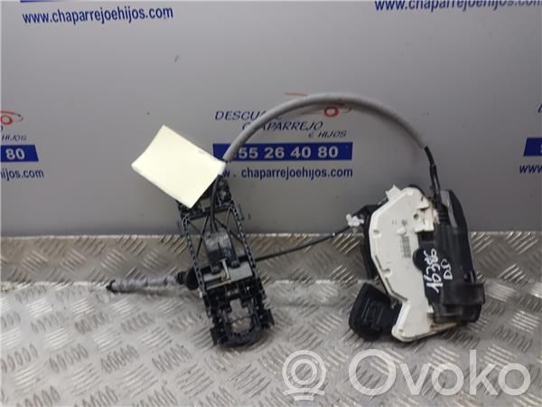 Volkswagen Polo II 86C 2F Serratura portiera anteriore