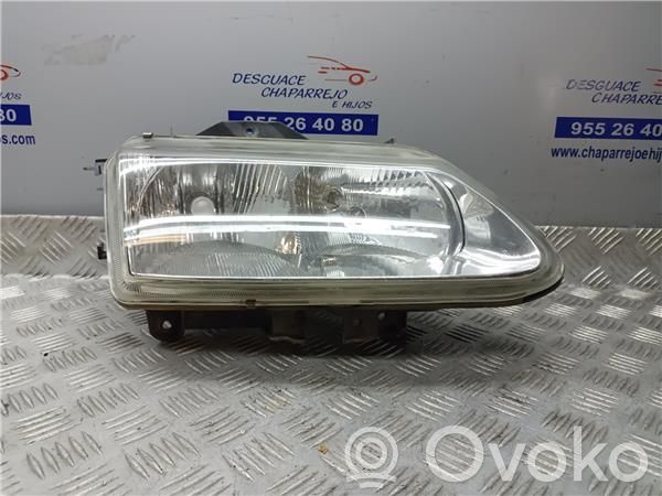 Scheinwerfer   89002587