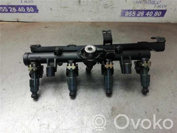 Seat Ibiza I (021A) Rampa inyectora 