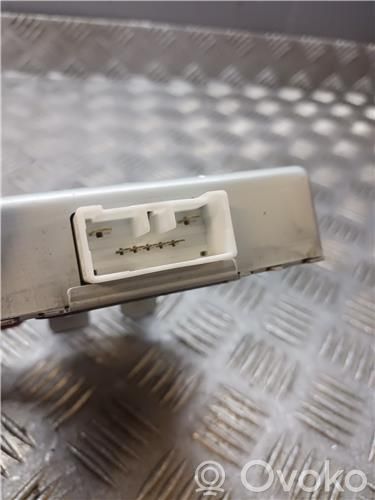 Unidad de control/módulo del motor   4918J01000