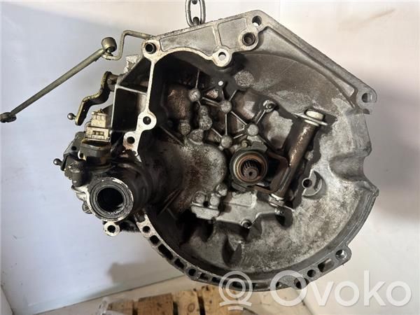 Peugeot 206 Cutie viteze manuală cu 5 trepte 