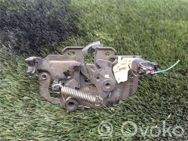 Ford Fiesta Tie down hook / loop 