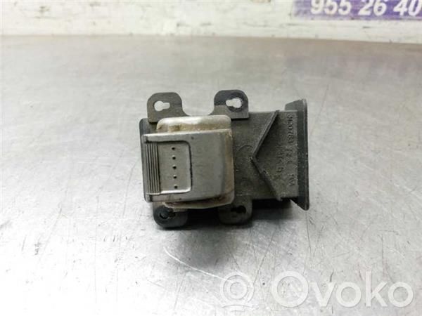 Interrupteur commade lève-vitre   M20783