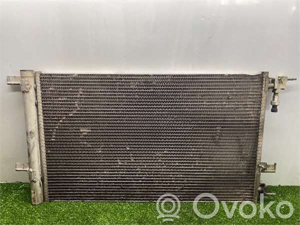 Opel Zafira C Condenseur de climatisation