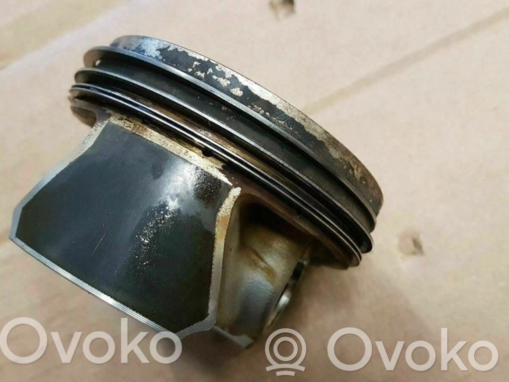 Audi A3 S3 8V Piston 