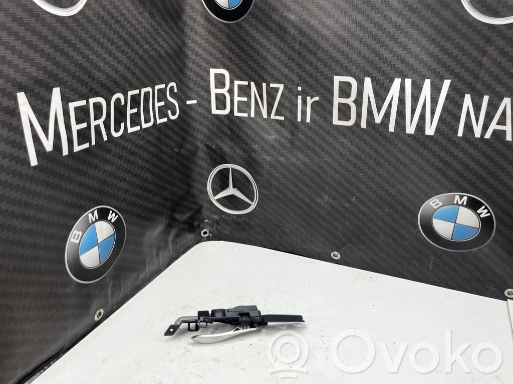 BMW X5 E70 Manecilla interna puerta delantera 
