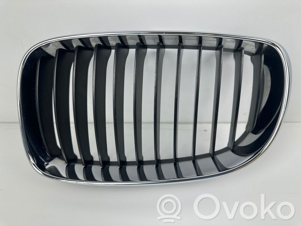 Front bumper upper radiator grill   7166439,7179655,51137166439,51137179655