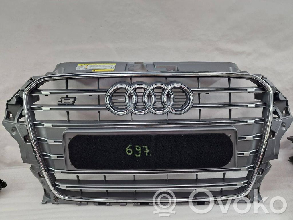 Audi A3 S3 8V Atrapa chłodnicy / Grill 