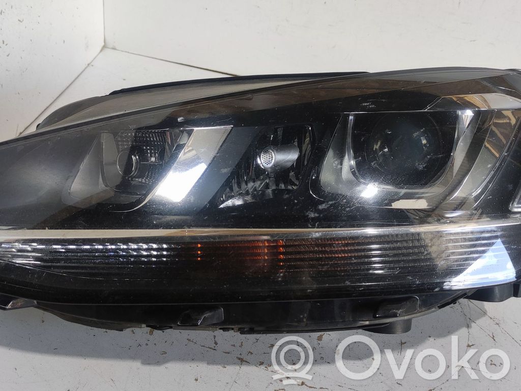 Volkswagen Golf VII Scheinwerfer 