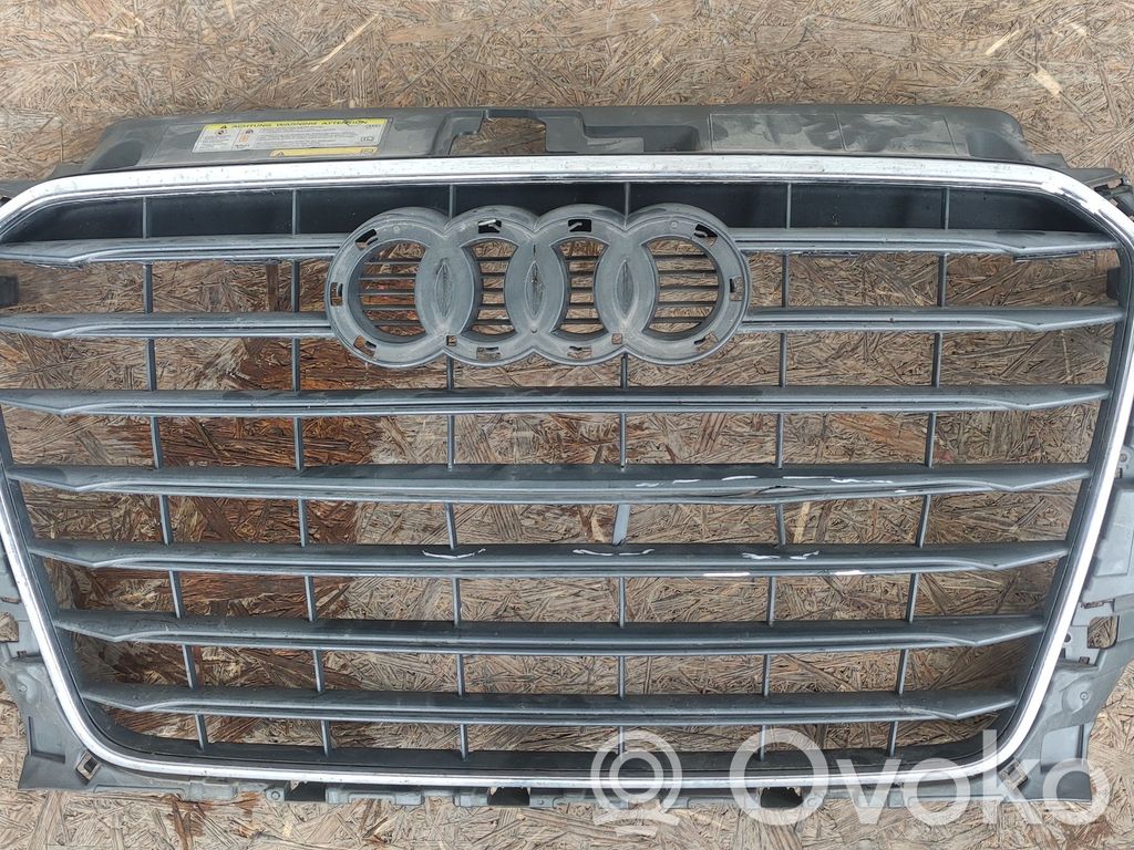 Maskownica / Grill / Atrapa górna chłodnicy   8V5853651B,8V5853037B,3125527