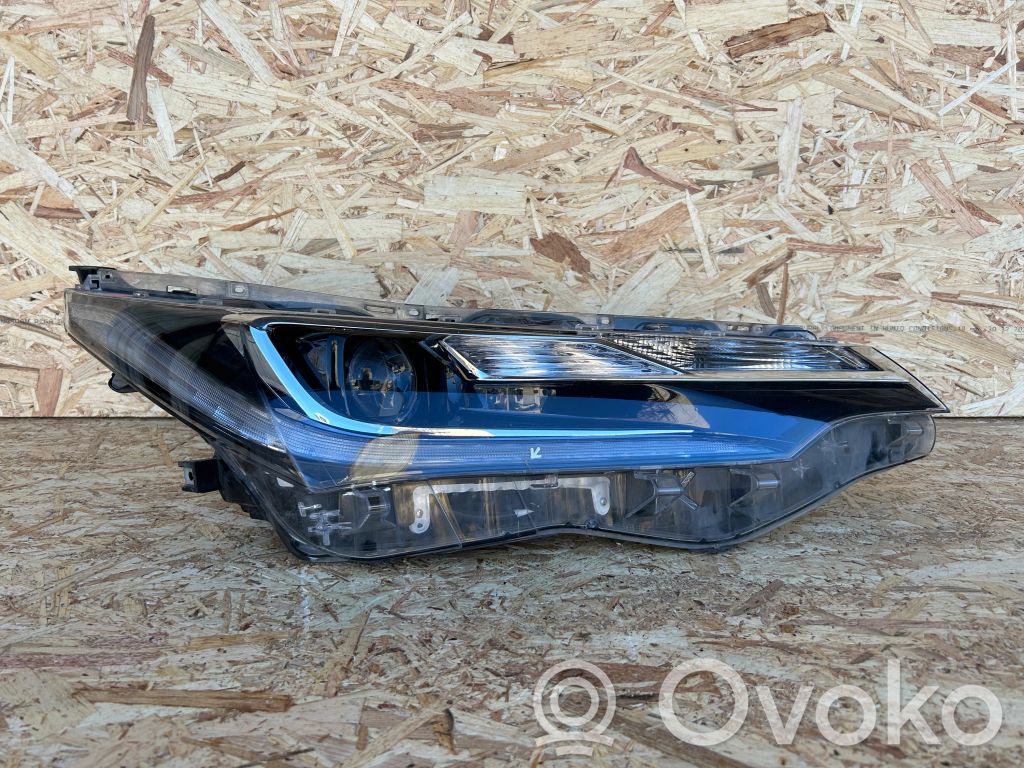 Toyota Corolla E210 E21 Scheinwerfer 