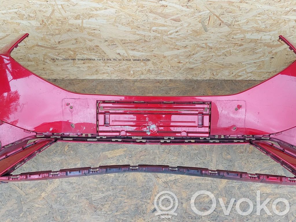 Front bumper   5FA807217,B008733