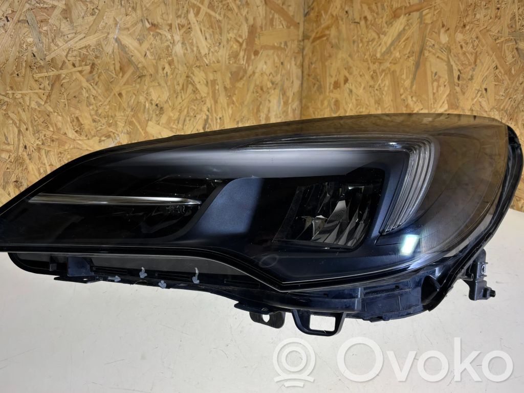 Opel Astra K Scheinwerfer 