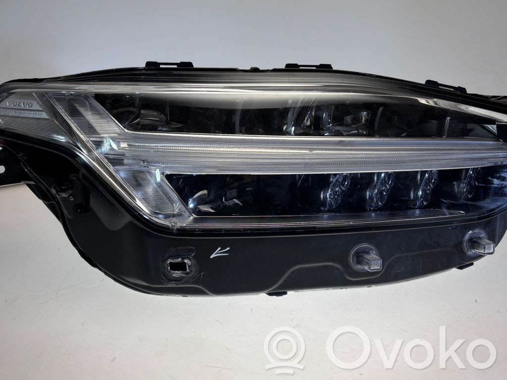Volvo XC90 Scheinwerfer 