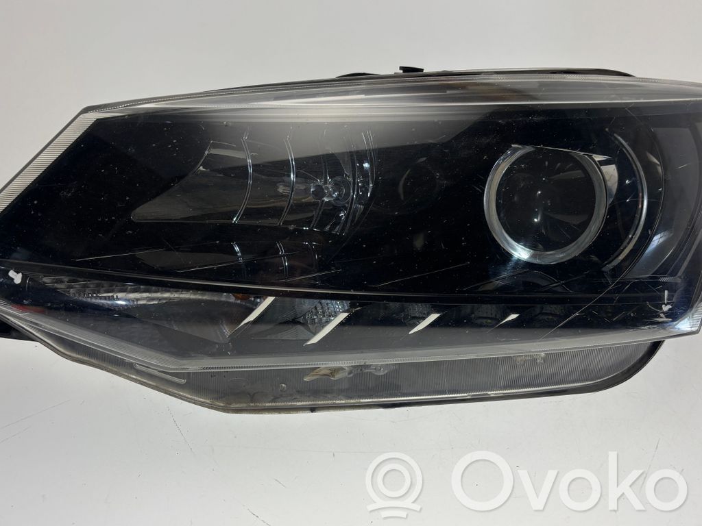 Skoda Fabia Mk3 (NJ) Lampa przednia 