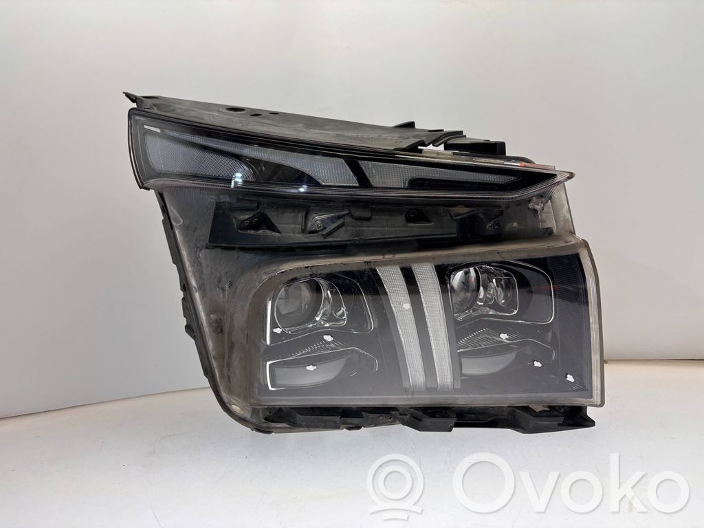 Hyundai Santa Fe Lampa przednia 