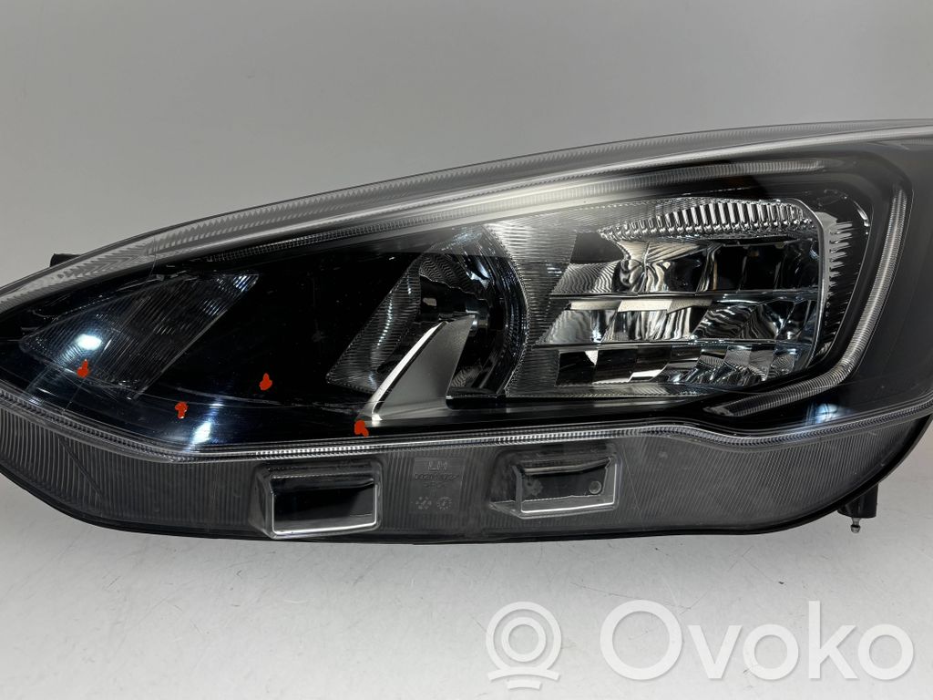 Ford Focus Headlight/headlamp 