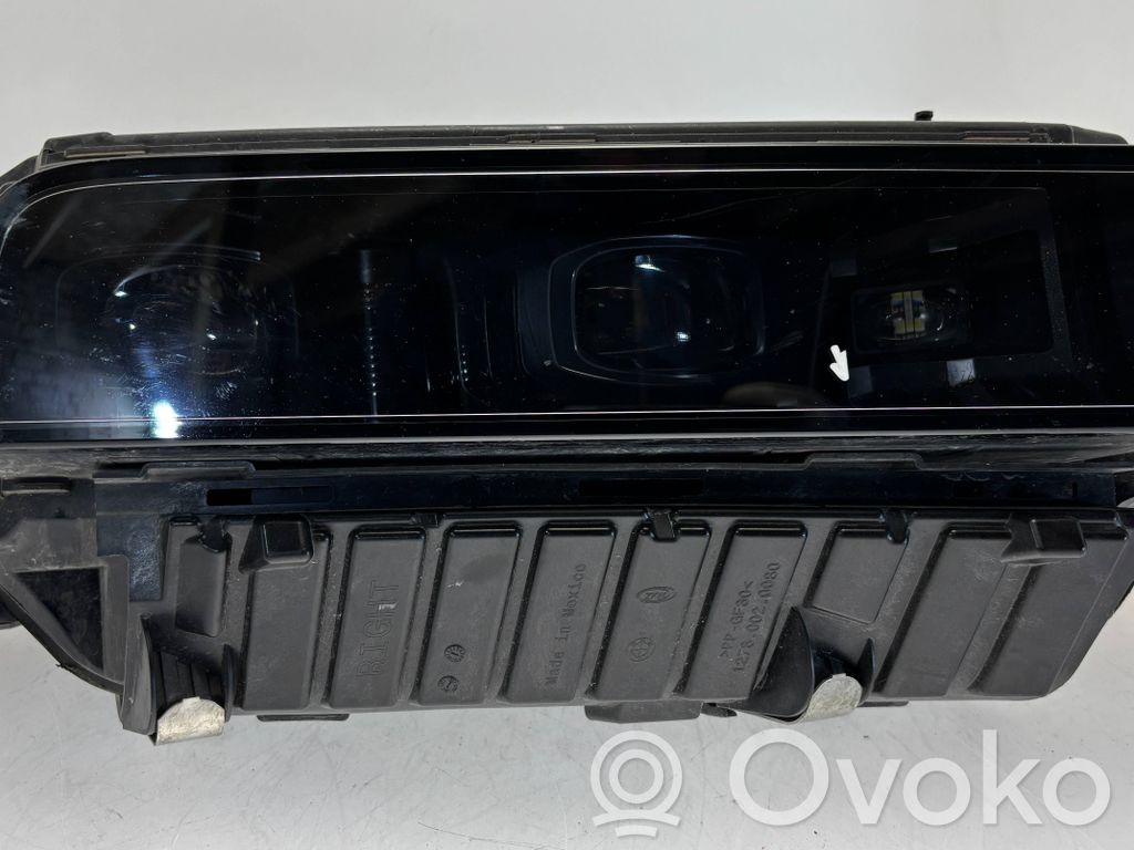 BMW XM Headlight/headlamp 