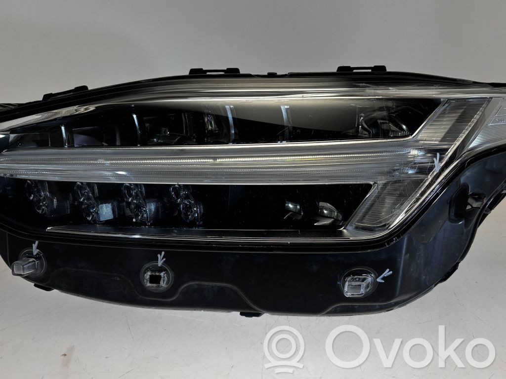 Volvo XC90 Scheinwerfer 