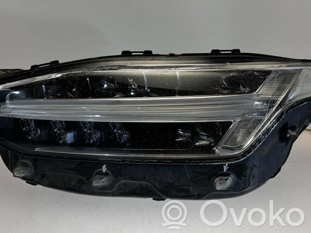 Volvo XC90 Scheinwerfer 