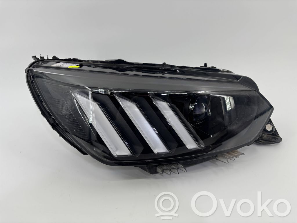 Peugeot 2008 II Faro/fanale 