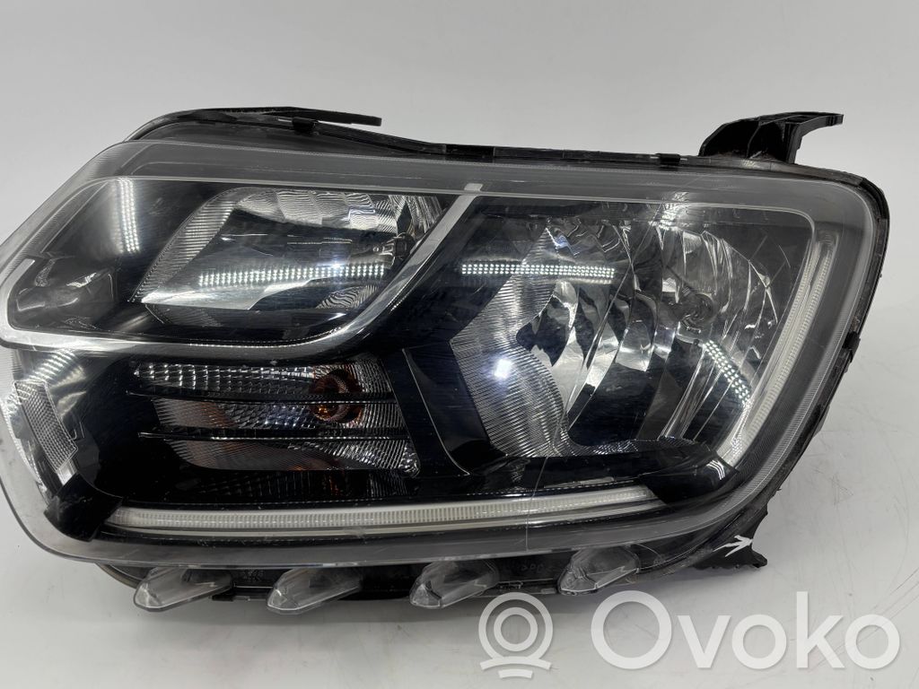 Lampa przednia   260609367R,K787922