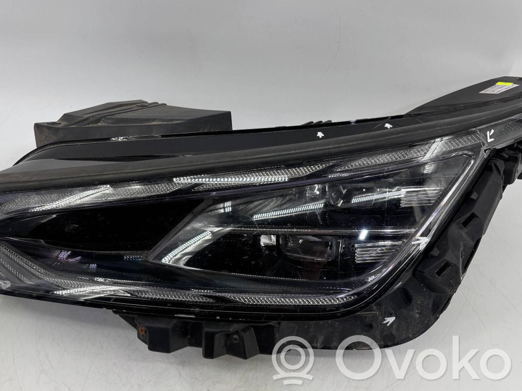 KIA EV6 Priekinis žibintas 