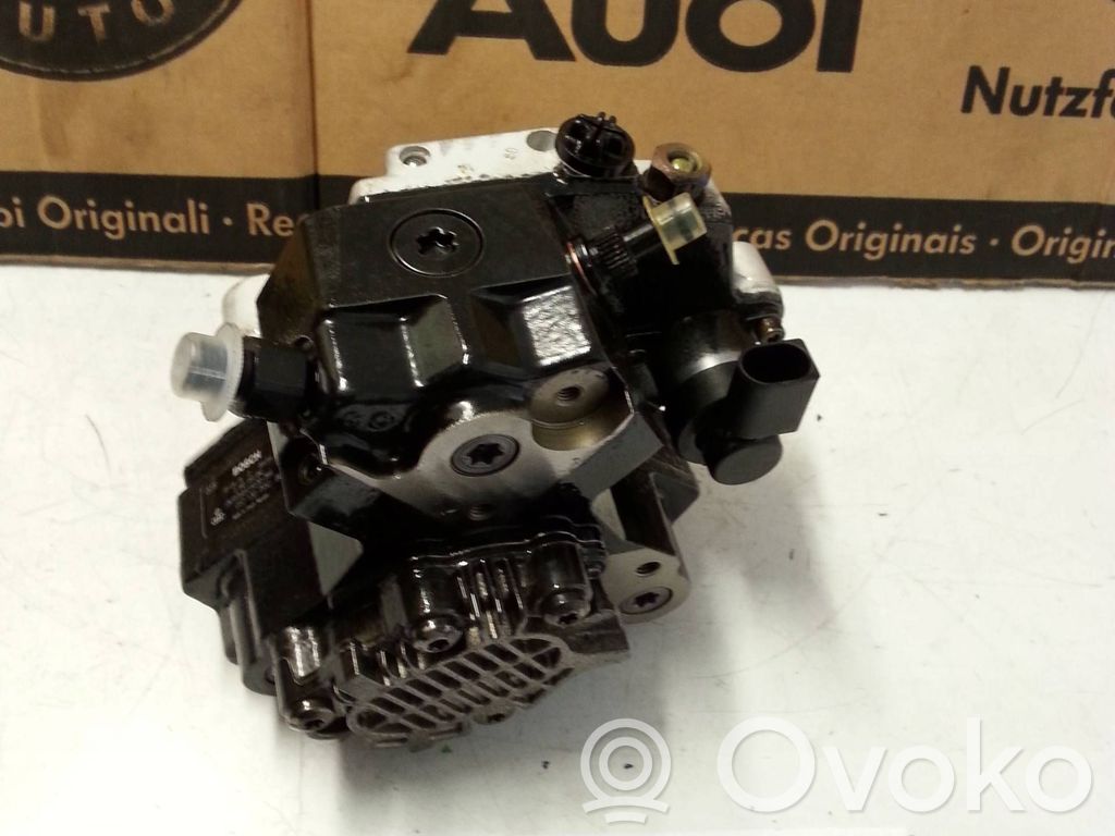 Audi A8 S8 D3 4E Pompa wtryskowa wysokiego ciśnienia 