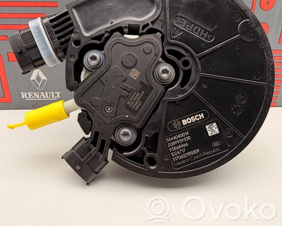 AdBlue-nestesäiliö   0444040014,208993933R,F01C250164,0444040007,0444040009,0444040015,100150810075237,1024717,1150720023546,1150901210706,170428098R,204624HK0A,208993933R,3150901212912,5802542911,68240043AA,68240043AB,77367803,93868466,96224A800,F01C070013,F01C195026,F01C250141,F01C250158,F01C390048,F01C470187,F01C600249,F01C600343,SHY113TJ0