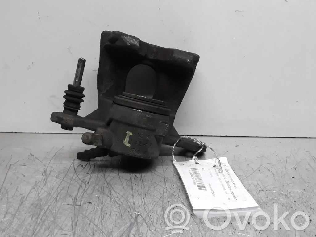 Caliper de freno delantero