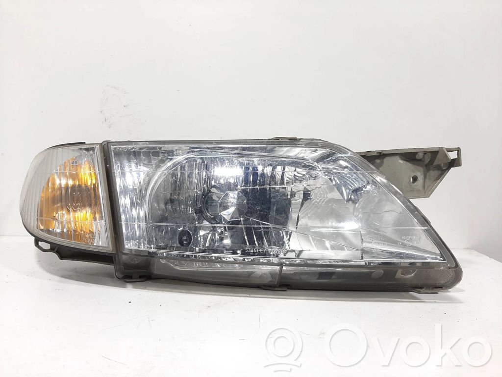 Mazda Premacy Headlight/headlamp 
