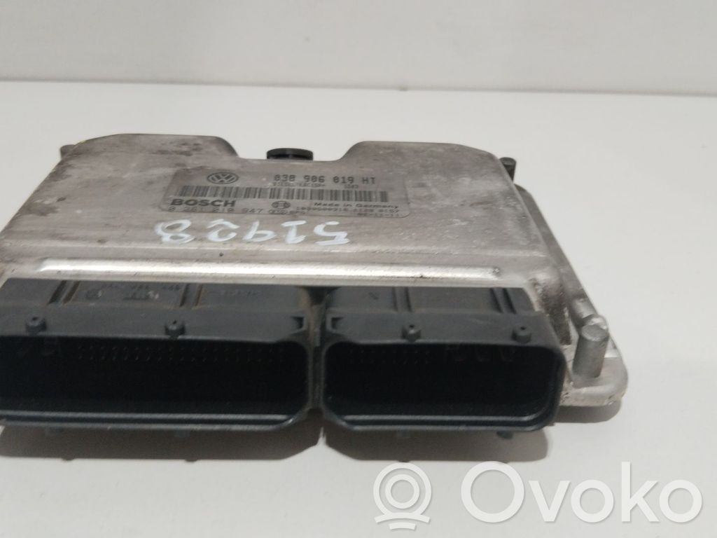 Unidad de control/módulo del motor   0281010947